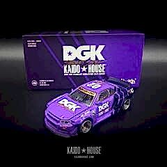 Kaido House x DGK 1/64 140 Nissan Skyline GT-R (R34) V1