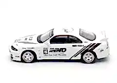 Inno 64 Models Nissan Skyline GT-R (R33) DPLS X INNO
